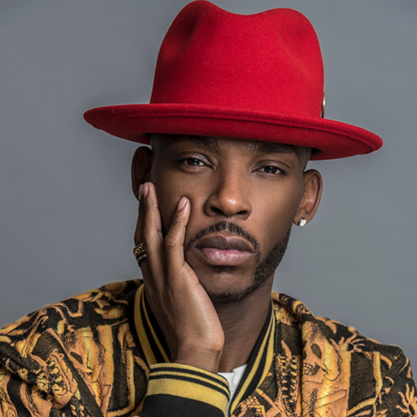 Jona Biddle headshot